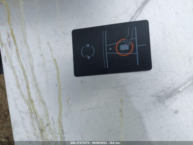 7SAYGDEE8PA108128 Tesla Model Y Long Range