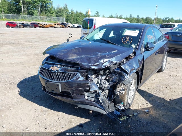 Chevrolet Cruze 1lt 2014 1G1PC5SB3E7308059 Image 2