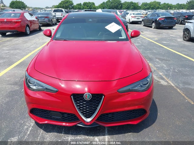 ZARFAECN8J7581676 Alfa Romeo Giulia Ti Sport
