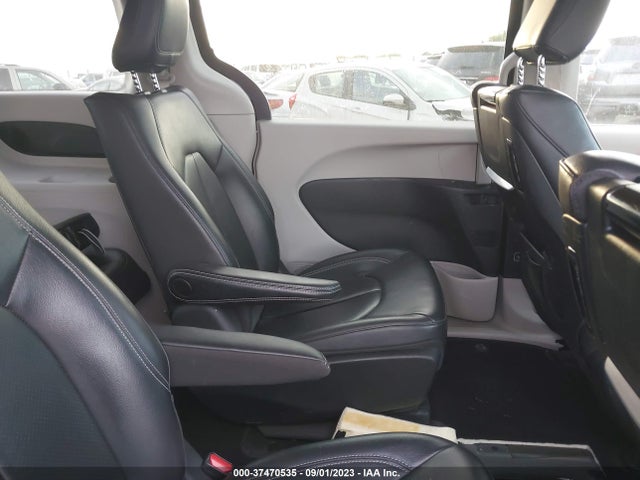 Chrysler Pacifica Hybrid Touring L 2022 2C4RC1L7XNR121533 Image 13