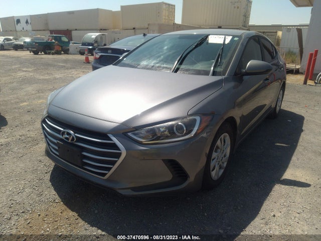 Hyundai ELANTRA SE 2018 5NPD74LF1JH270038 Image 2