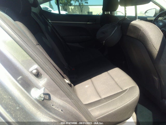 Hyundai ELANTRA SE 2018 5NPD74LF1JH270038 Image 14