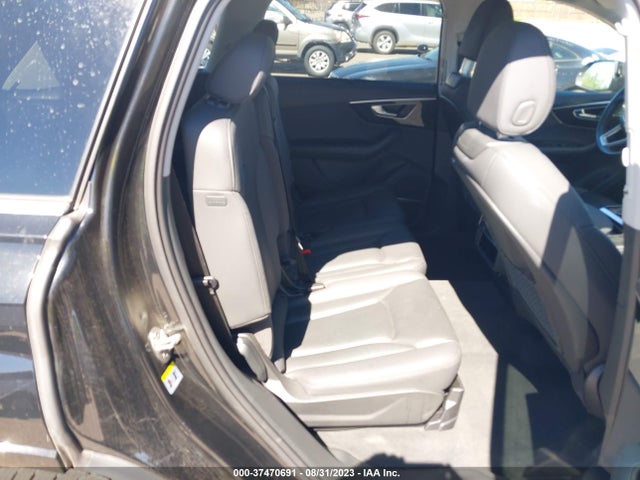 WA1LXBF72ND011469 Audi Q7 Premium Plus