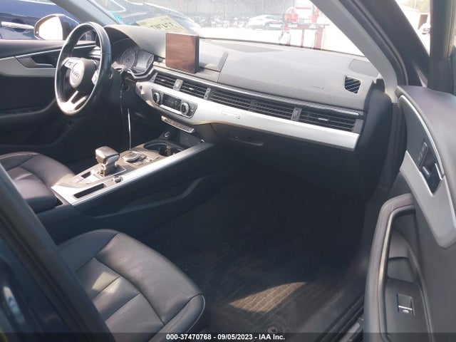 WAUANAF45HN005812 Audi A4 PREMIUM