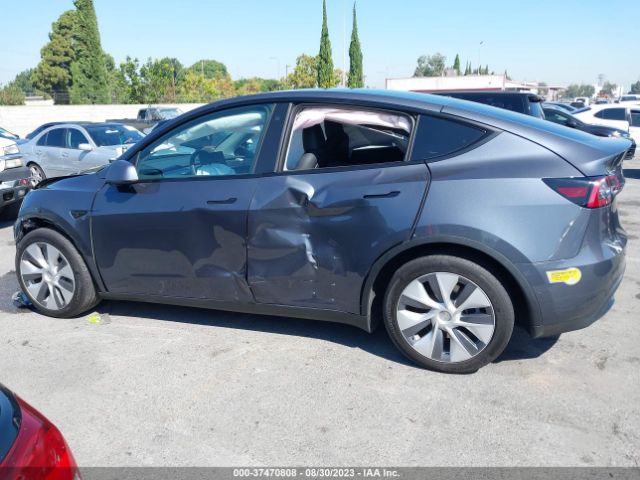 7SAYGDEE3NA022643 Tesla Model Y Long Range