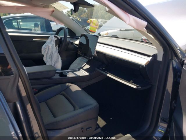 7SAYGDEE3NA022643 Tesla Model Y Long Range