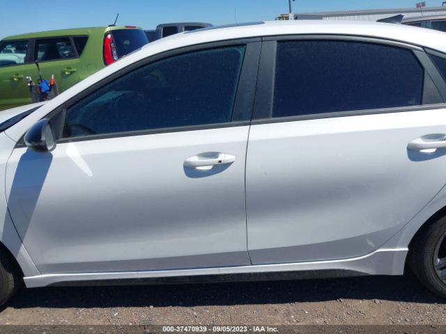 3KPF34AD6ME299615 KIA Forte Gt-line