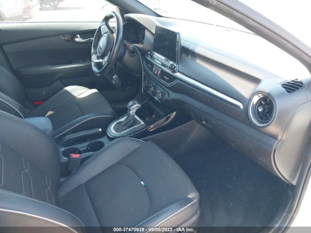 3KPF34AD6ME299615 KIA Forte Gt-line
