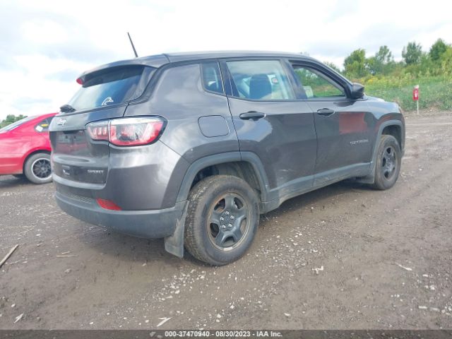 3C4NJDAB2JT137987 Jeep Compass Sport