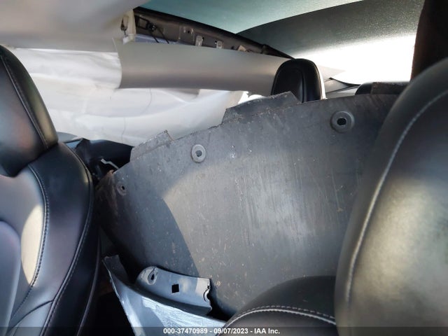 2021 Tesla 3, VIN: 5YJ3E1EA3MF870886