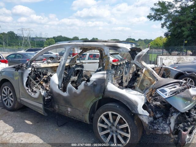 WA1LAAF79HD021822 Audi Q7 3.0t Premium