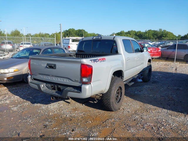 Toyota Tacoma 2018 5TFCZ5AN0JX162360 Image 4