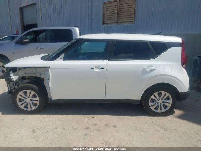KNDJ23AU6M7786496 KIA SOUL LX