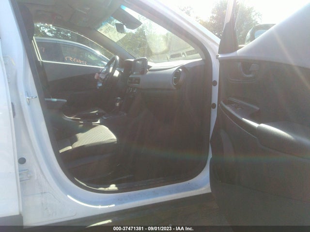 2021 HYUNDAI KONA SEL VIN: KM8K2CAAXMU717284