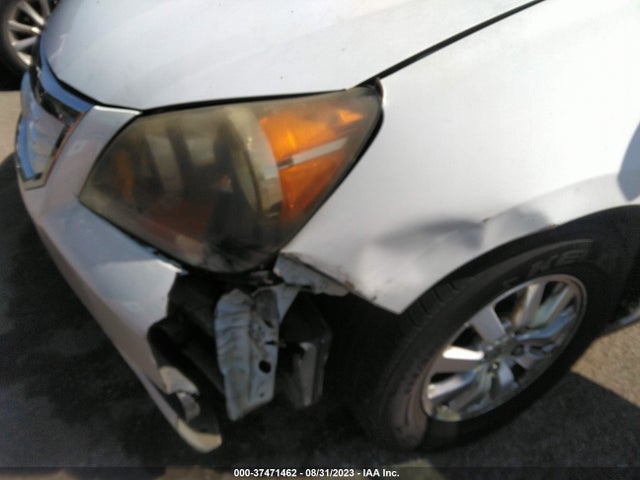 2008 HONDA ODYSSEY EX-L VIN: 5FNRL38658B069594