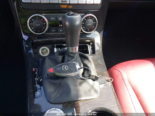 2016 Mercedes-Benz SLK-Class, VIN: WDDPK5HA6GF121082