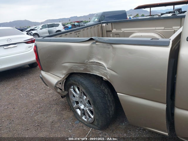 2005 CHEVROLET SILVERADO 1500 LT VIN: 2GCEC13T151399389