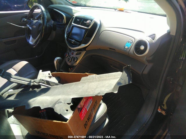 Chevrolet Sonic Premier 2017 1G1JF5SB1H4117162 Image 5