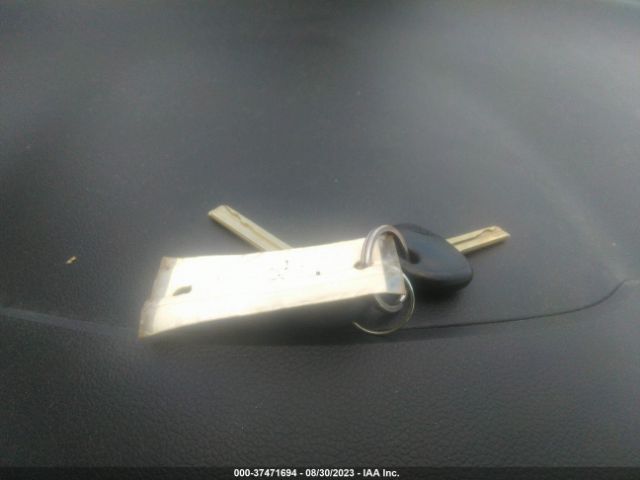 KNADM4A33F6449827 KIA RIO LX