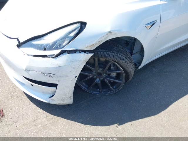 Tesla Model 3 Range Battery 2018 5YJ3E1EA3JF161872 Image 13