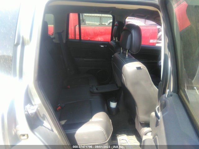 1C4NJCBA6GD706189 Jeep Compass Sport Se Pkg
