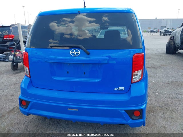 2011 SCION XB VIN: JTLZE4FE5B1136497