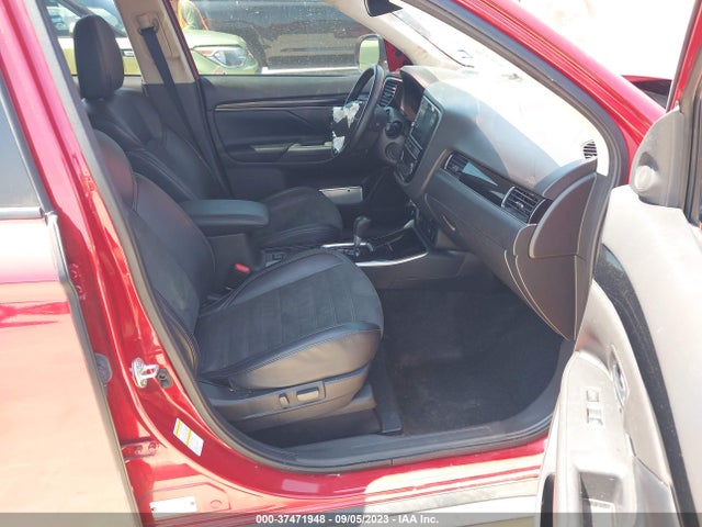 JA4AD3A33KZ055943 Mitsubishi Outlander Se/sel/le
