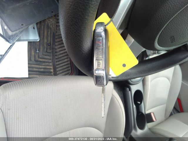 3KPF24AD5KE034605 KIA Forte Lxs