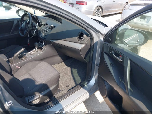 2011 MAZDA MAZDA3 I TOURING VIN: JM1BL1VG0B1491677