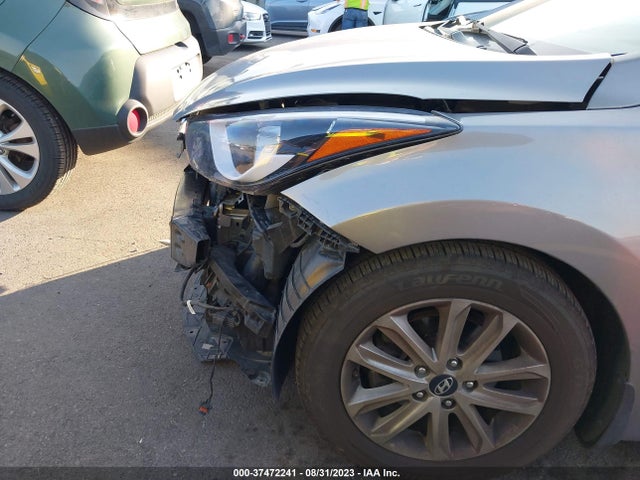 2014 HYUNDAI ELANTRA SE VIN: KMHDH4AE3EU168710
