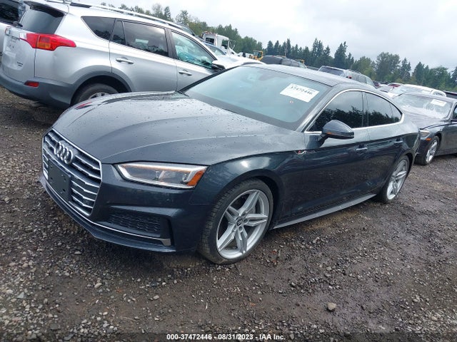 WAUENCF5XJA032667 Audi A5 Sportback Premium Plus