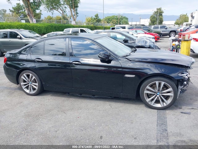 BMW 5 Series 528i 2016 WBA5A5C55GG355056 Image 14