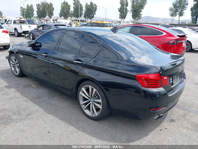 BMW 5 Series 528i 2016 WBA5A5C55GG355056 Image 3