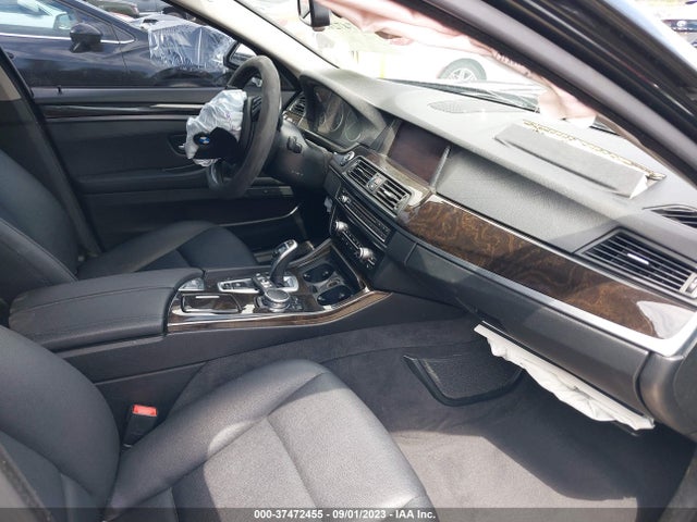 BMW 5 Series 528i 2016 WBA5A5C55GG355056 Image 5