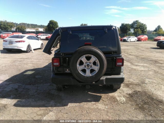 1C4HJXDG5KW504186 Jeep Wrangler Unlimited Sport S