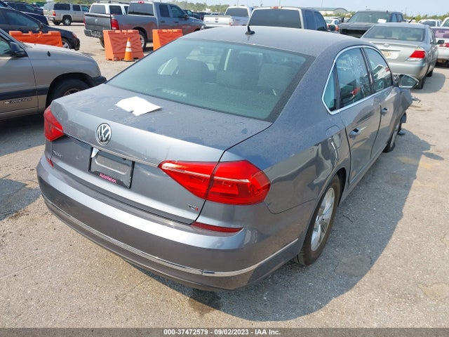 1VWAS7A32GC034463 Volkswagen Passat 1.8t S