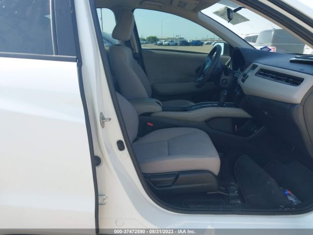 3CZRU5H32JM722800 Honda HR-V LX