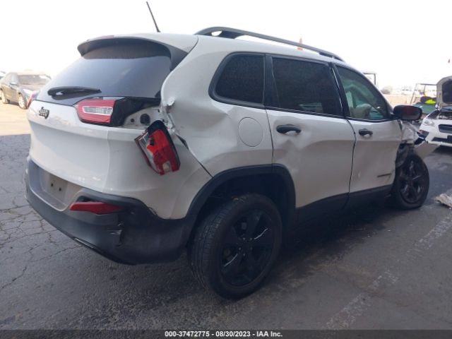 1C4PJLAB9HW661404 Jeep Cherokee Altitude