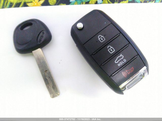 5XXGT4L37KG355073 KIA Optima Lx