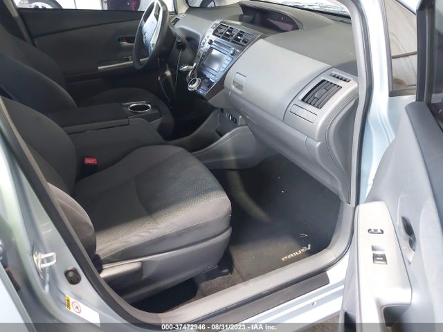 Toyota Prius V Two/three/five 2014 JTDZN3EU0E3302464 Image 11