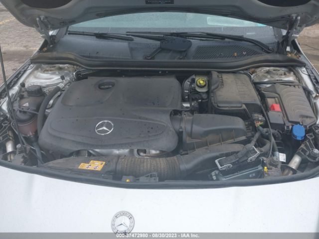 2017 MERCEDES-BENZ CLA WDDSJ4EB1HN458612 Photo 9