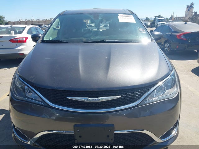 2C4RC1BG0HR780050 Chrysler Pacifica Touring Plus