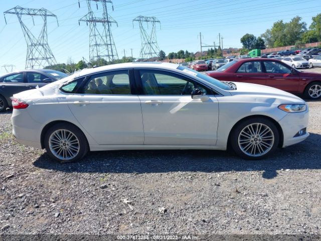 1FA6P0HD9G5129600 Ford FUSION SE