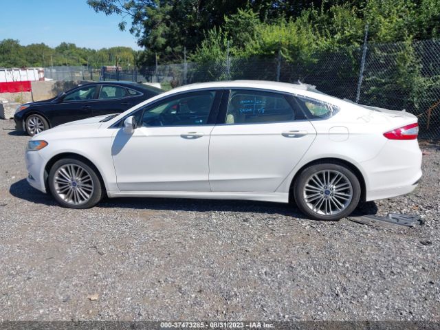 1FA6P0HD9G5129600 Ford FUSION SE