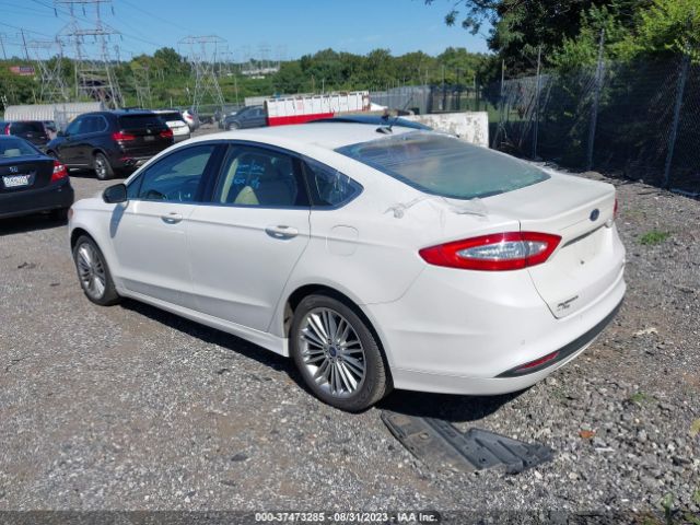 1FA6P0HD9G5129600 Ford FUSION SE