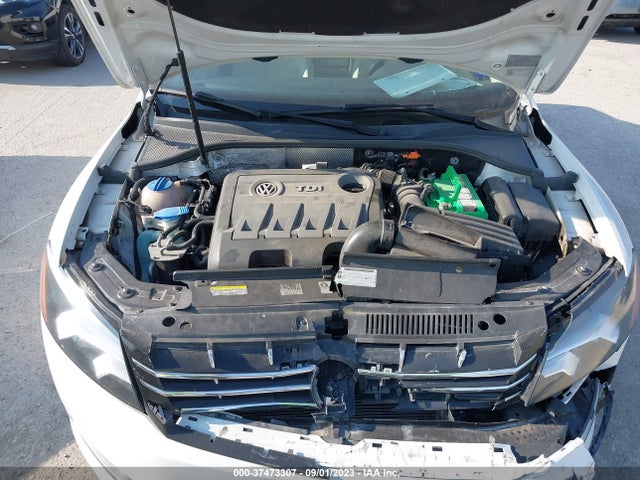 1VWBN7A39EC045288 Volkswagen Passat Tdi Se W/sunroof & Nav