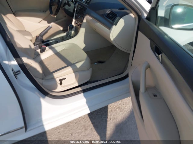 1VWBN7A39EC045288 Volkswagen Passat Tdi Se W/sunroof & Nav