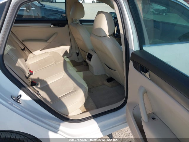 1VWBN7A39EC045288 Volkswagen Passat Tdi Se W/sunroof & Nav