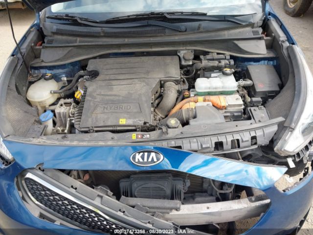 KNDCB3LC4J5157582 KIA NIRO LX