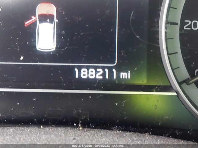 KNDCB3LC4J5157582 KIA NIRO LX